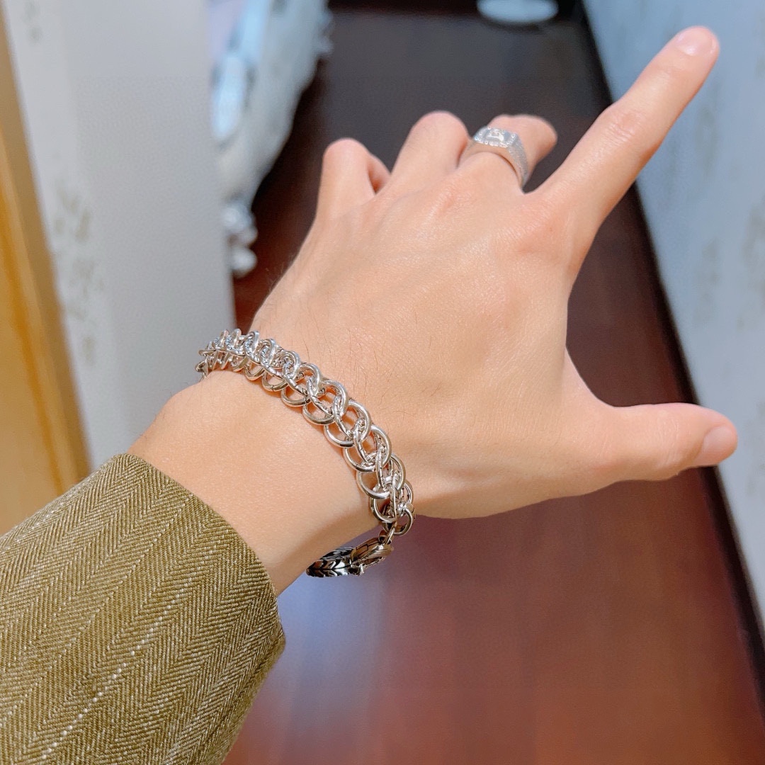 Gucci luxury bracelet 5