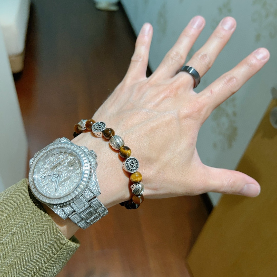 Gucci luxury bracelet 2