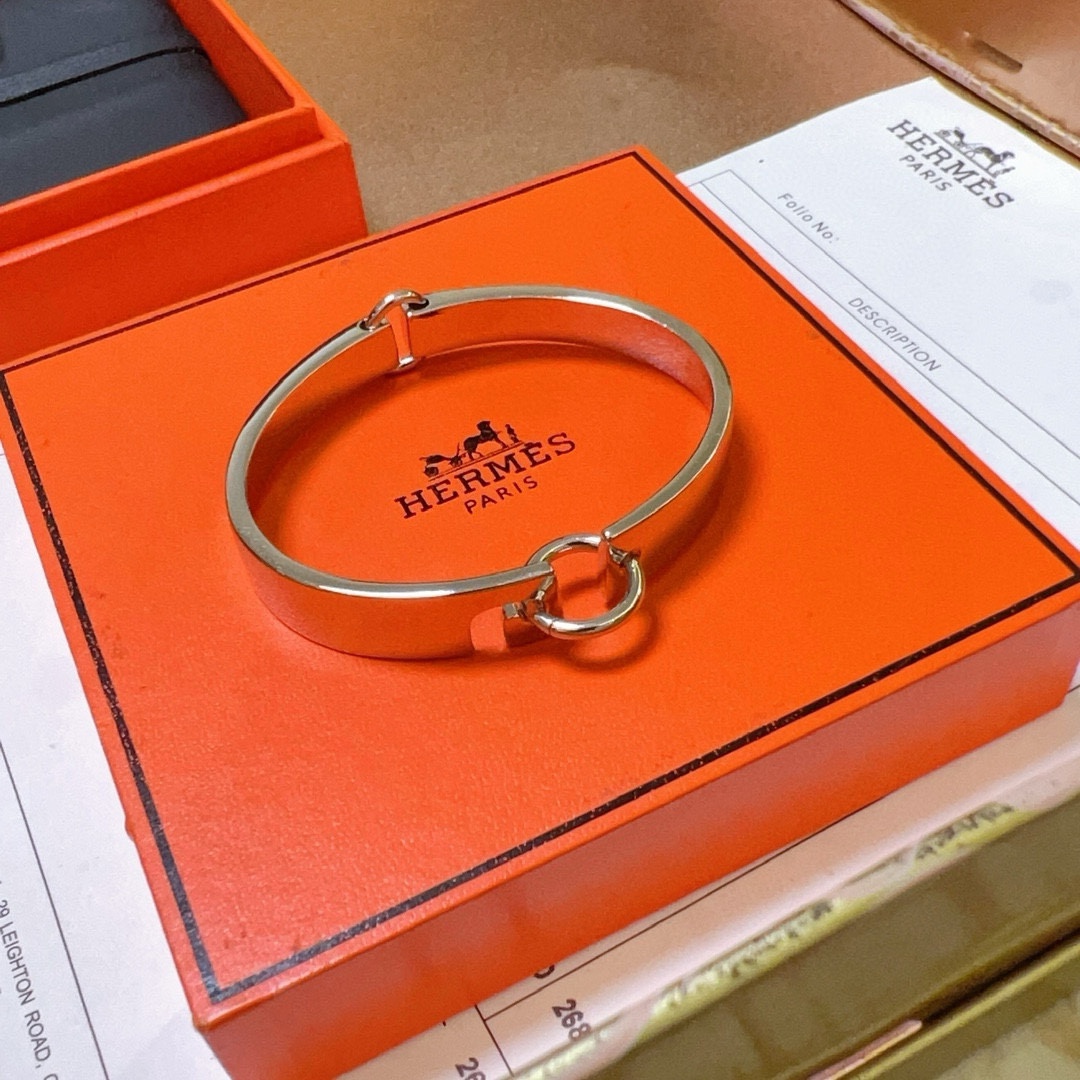Hermès item 3
