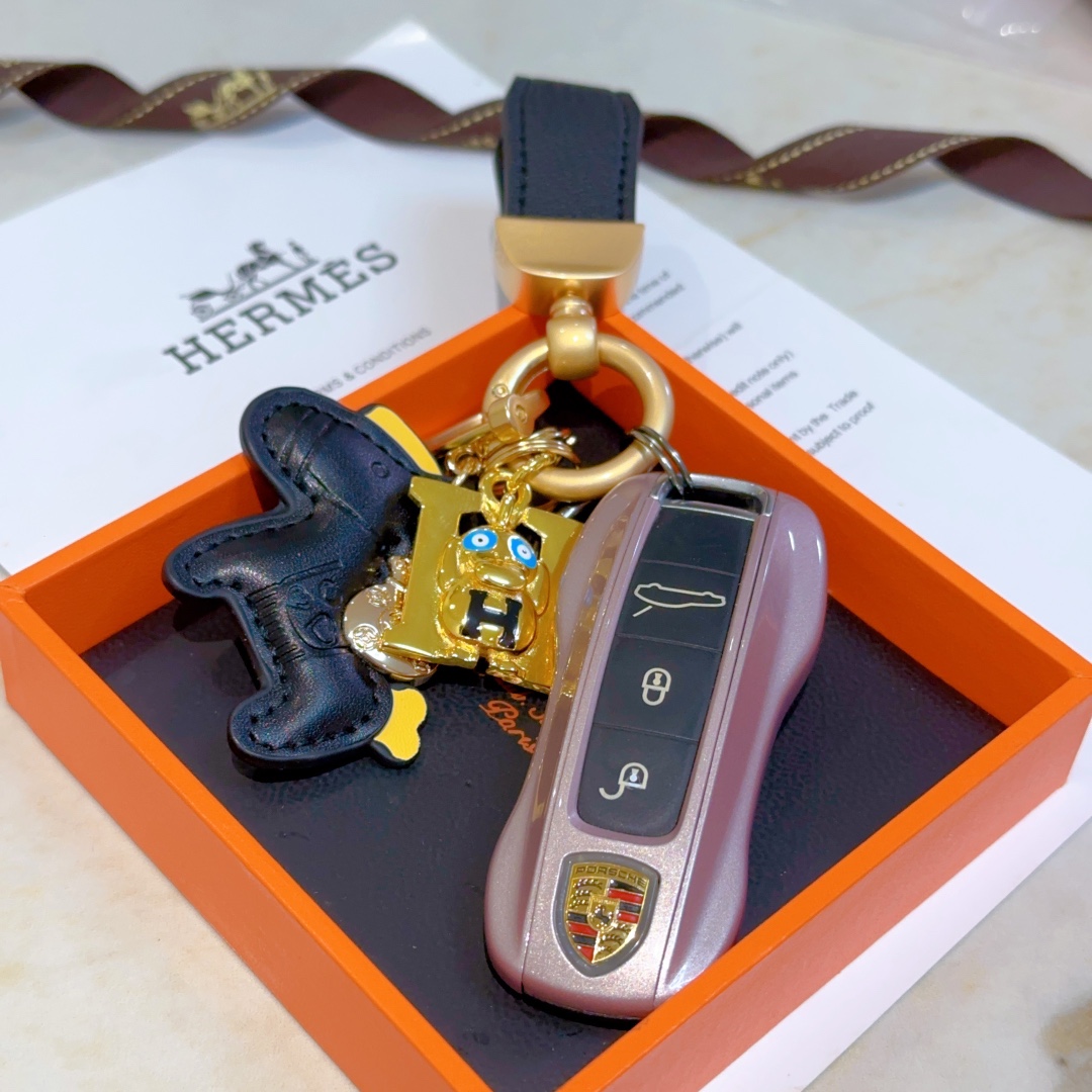 Luxurious Hermes Key Button in Platinum for Customized High-End Craftsmanship - 图片 5