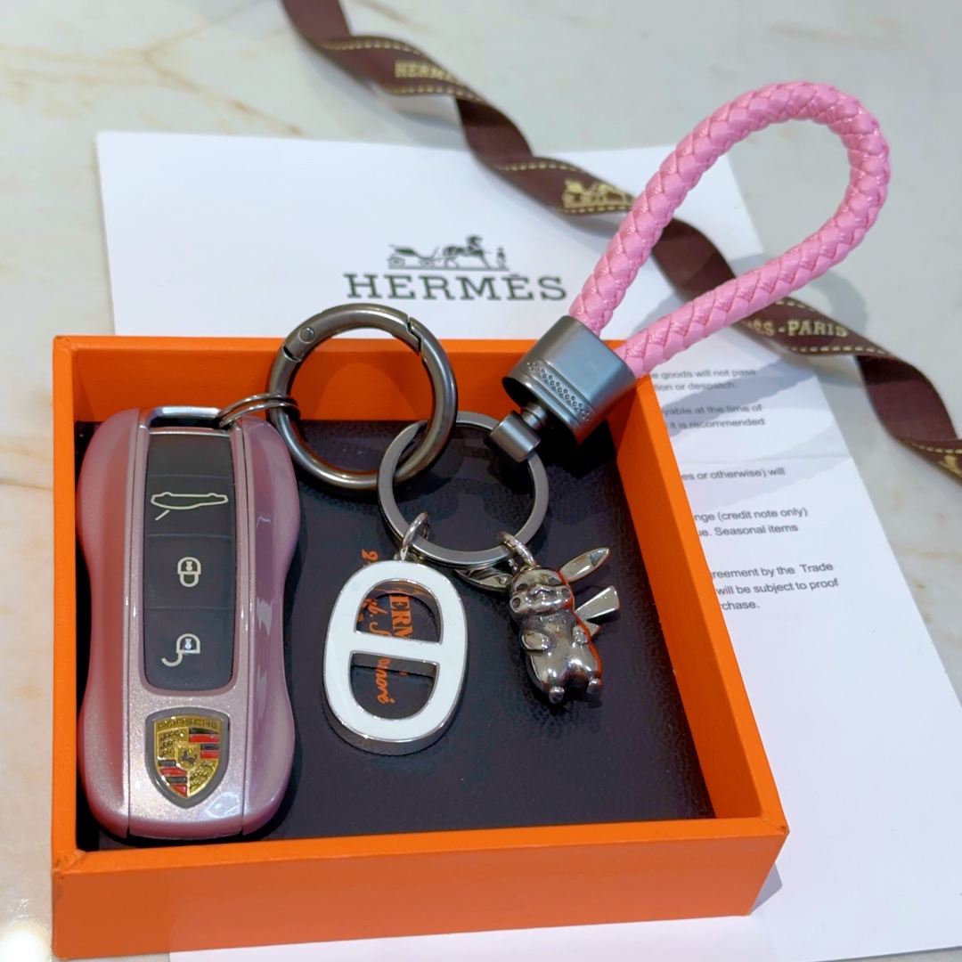 Luxury Hermes Horse Key Button Platinum Keychain: Customized, Elegant, High-End Craftsmanship - 图片 4