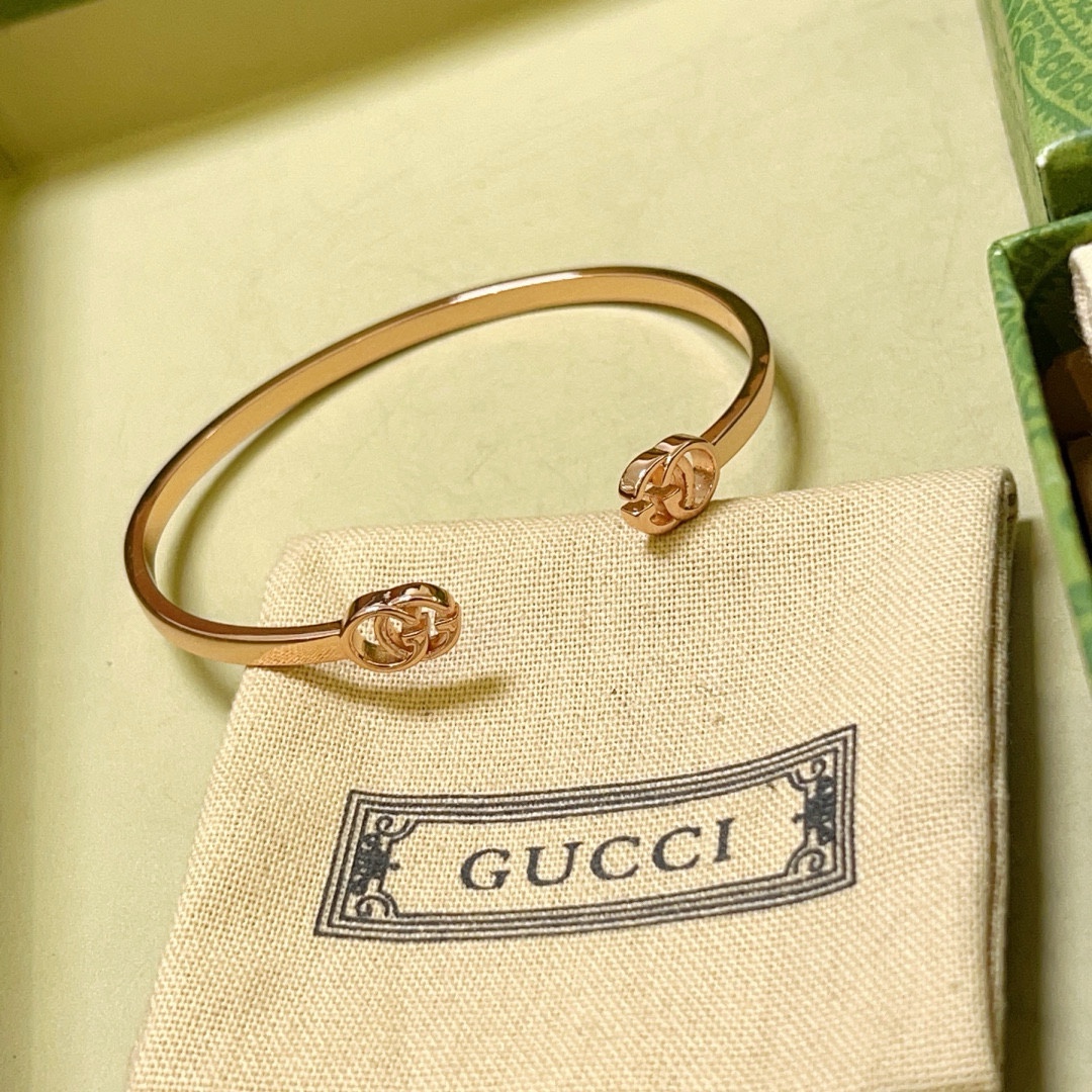 Gucci luxury item 3