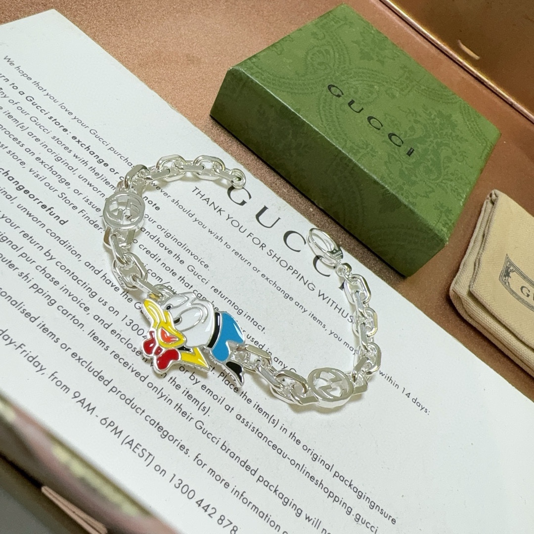 Gucci luxury bracelet 5