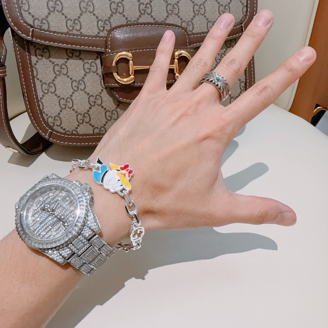 Gucci luxury bracelet 3