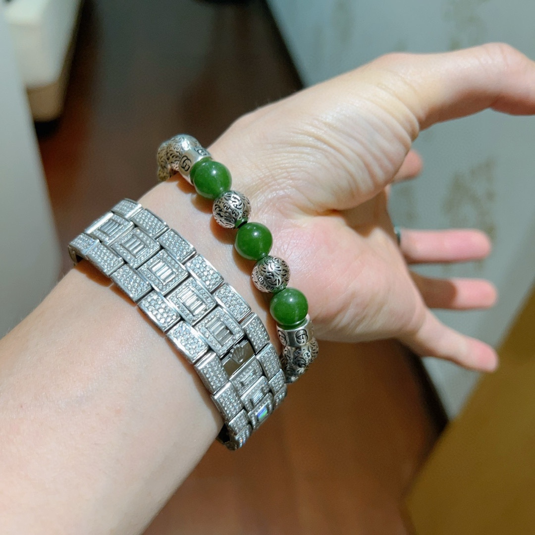 Gucci古驰手链👨👩奢华手串 男女同款 最新款全件绿玛瑙串珠手链档次更高Anger Forest系列双g复古古驰手链 9