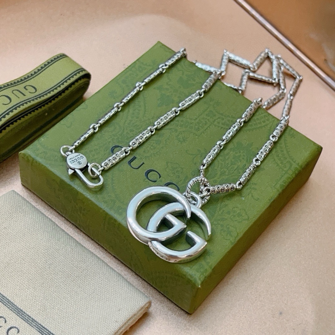 Gucci luxury necklace 7