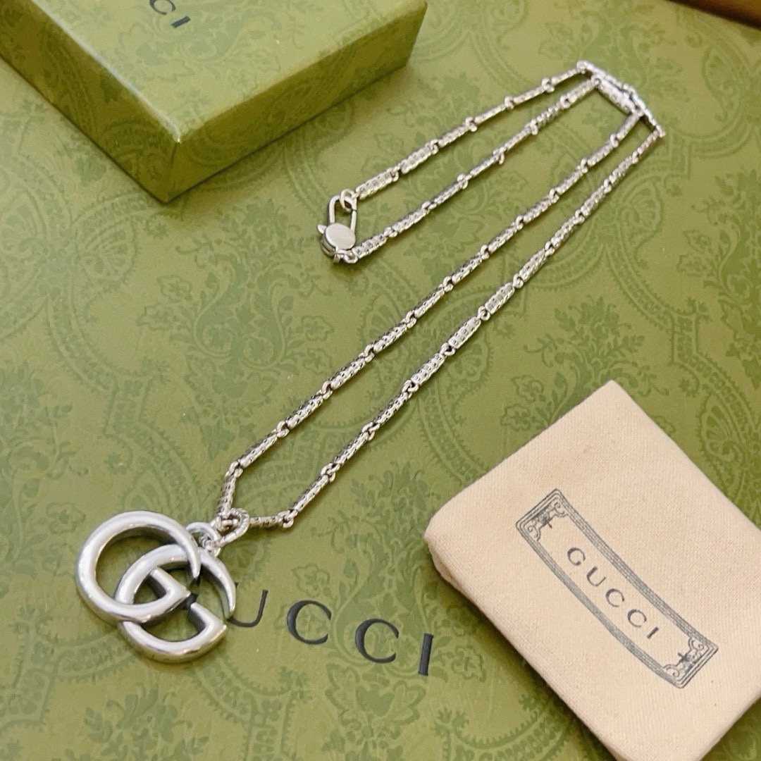 Gucci luxury necklace 4