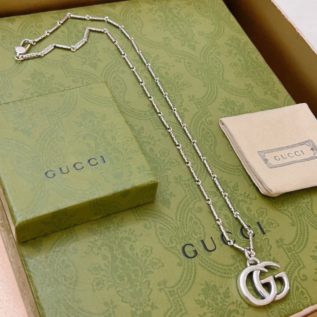 Gucci luxury necklace 2