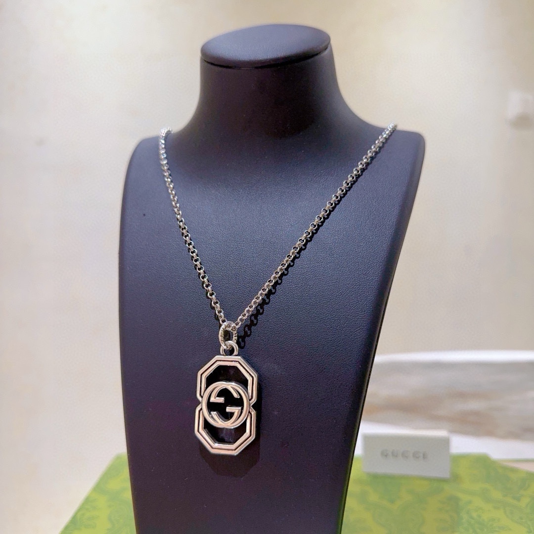 新品首发不爆不发 抖音带货网红首选 Gucci古驰项链最新款链条档次更高Anger Forest系列双g设计理念复古经典系列吊坠古驰项链 2