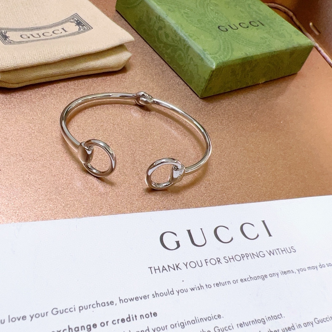 Gucci luxury item 2