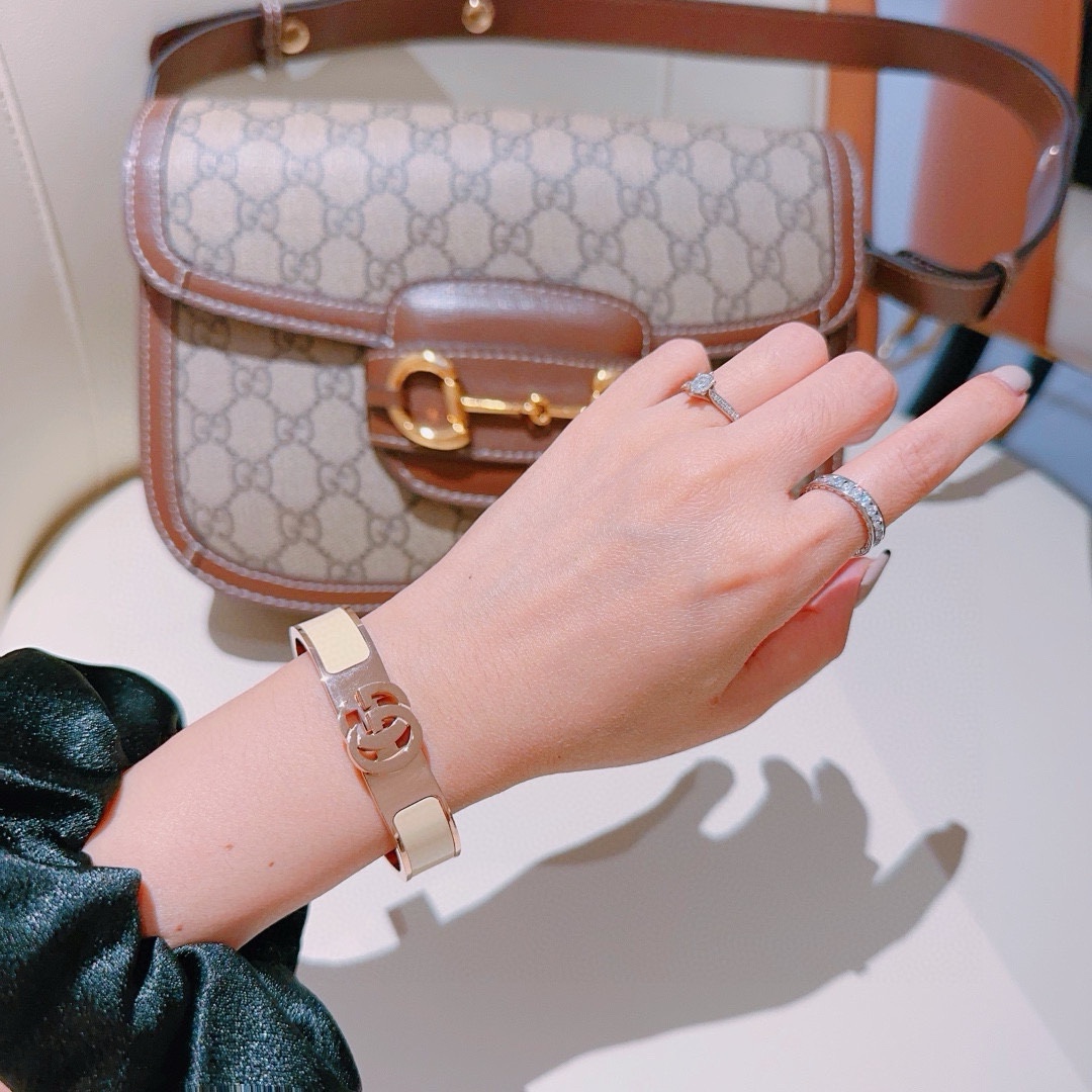 Gucci luxury item 3