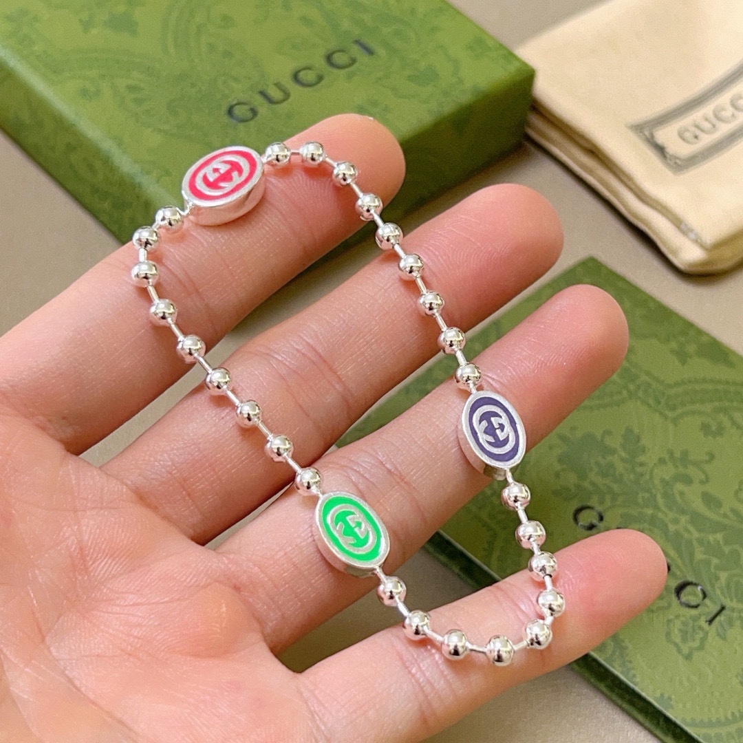 Gucci luxury bracelet 2