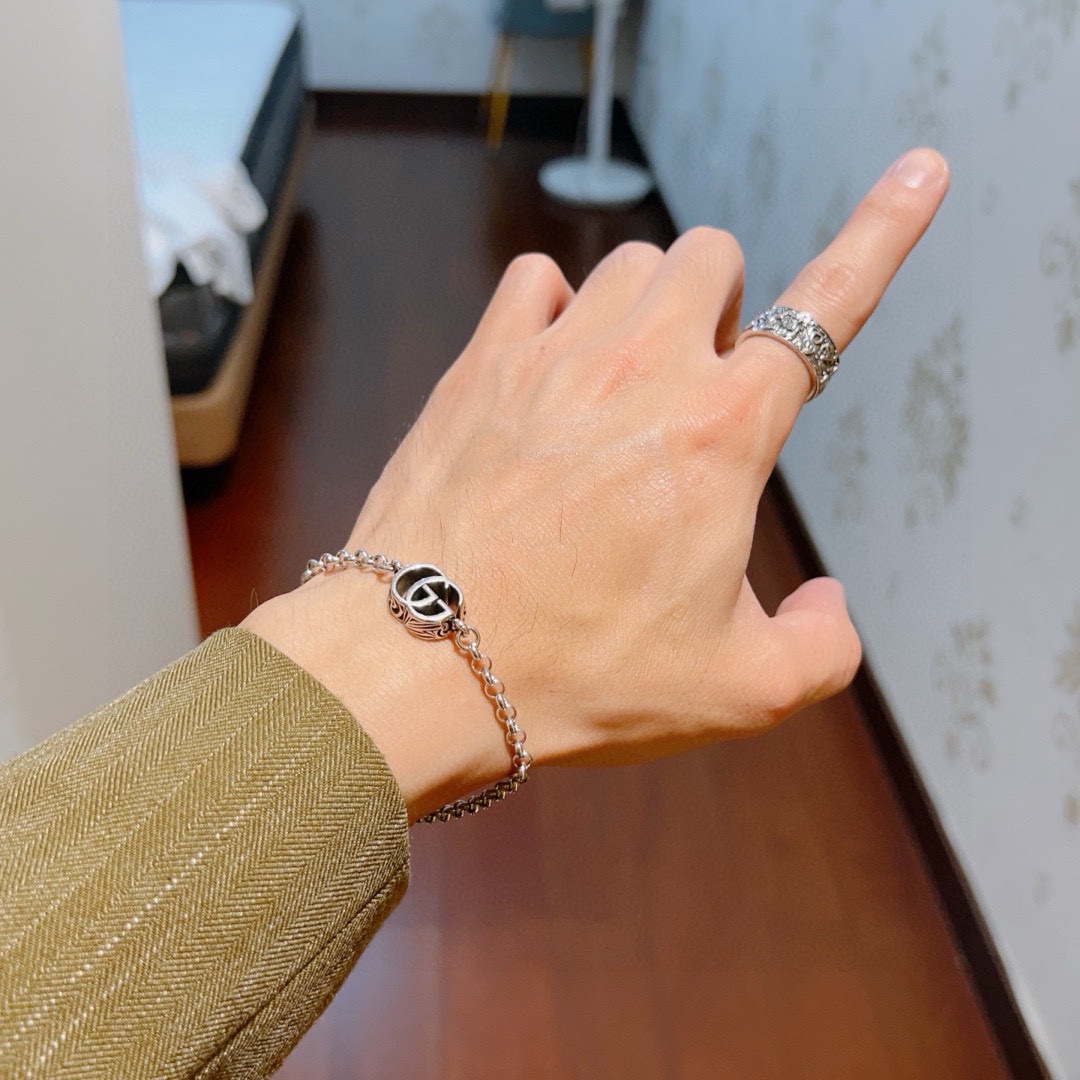 Gucci luxury bracelet 7