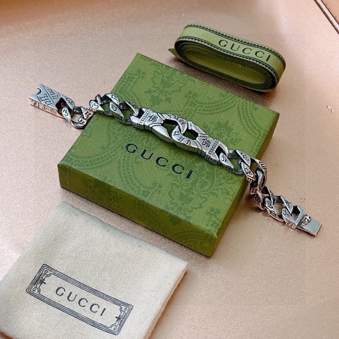 Gucci luxury bracelet 8