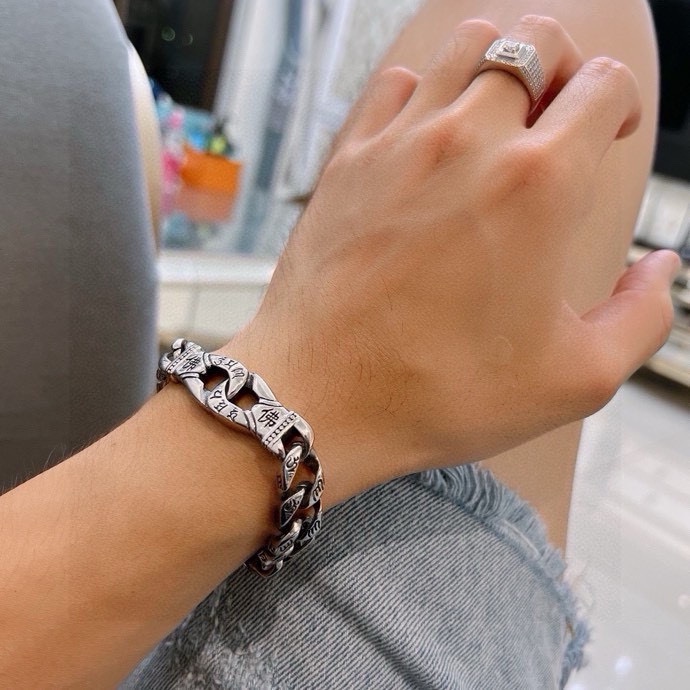 Gucci luxury bracelet 7