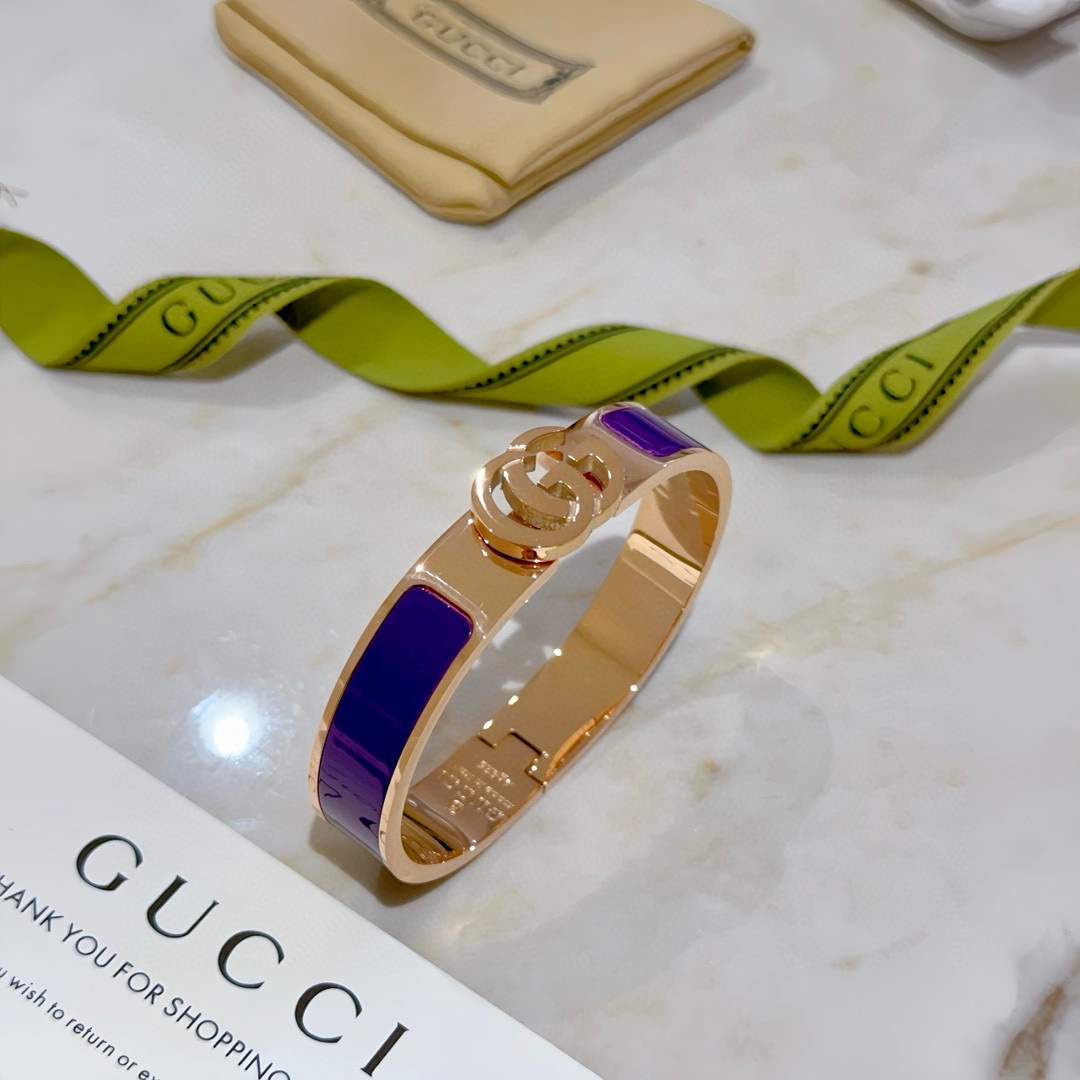 Gucci luxury item 6