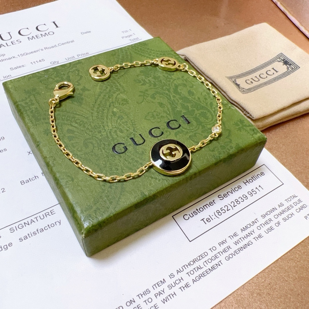 Gucci luxury bracelet 2