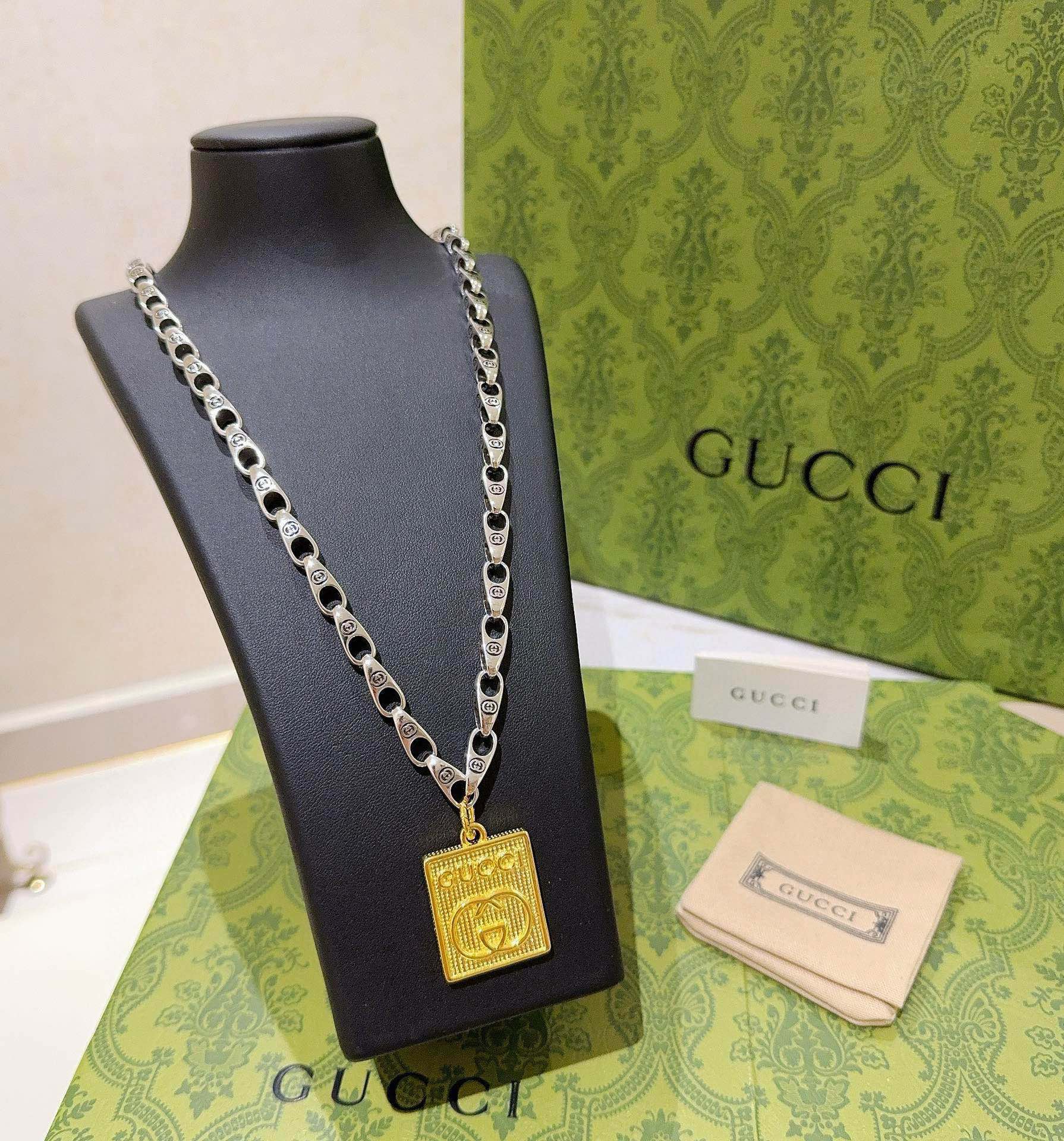 Gucci luxury necklace 2