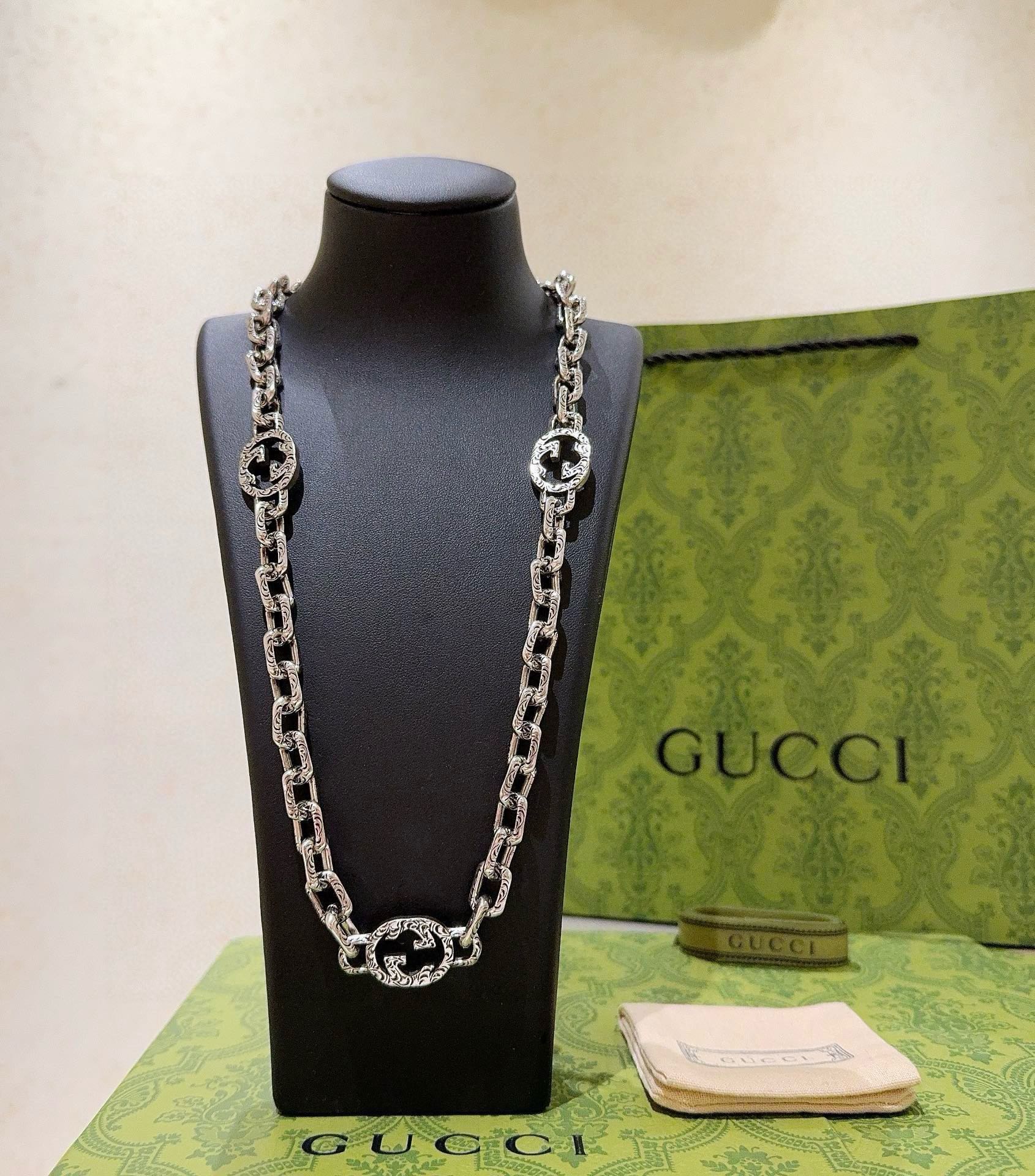 Gucci luxury necklace