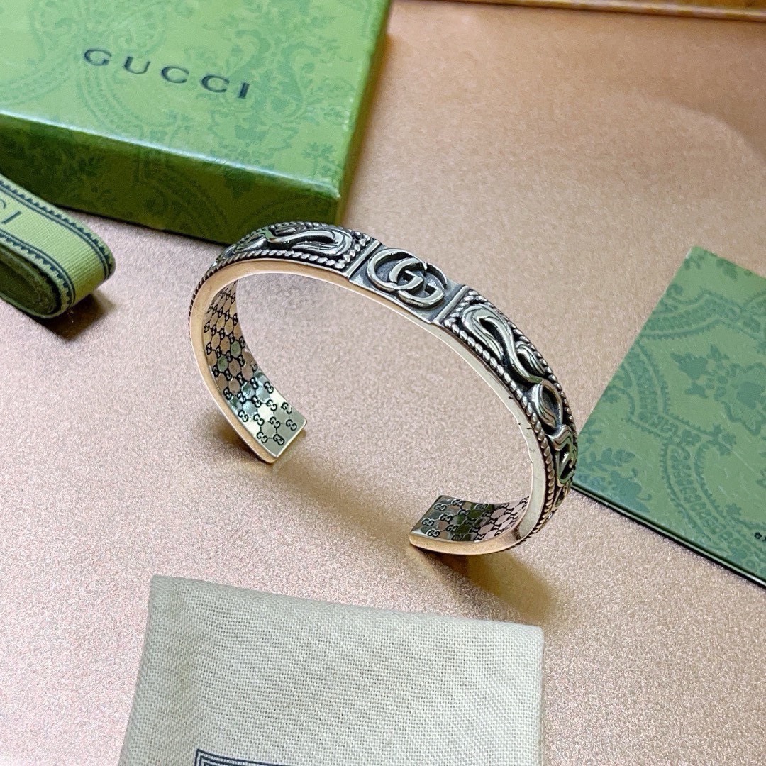 Gucci luxury item 8