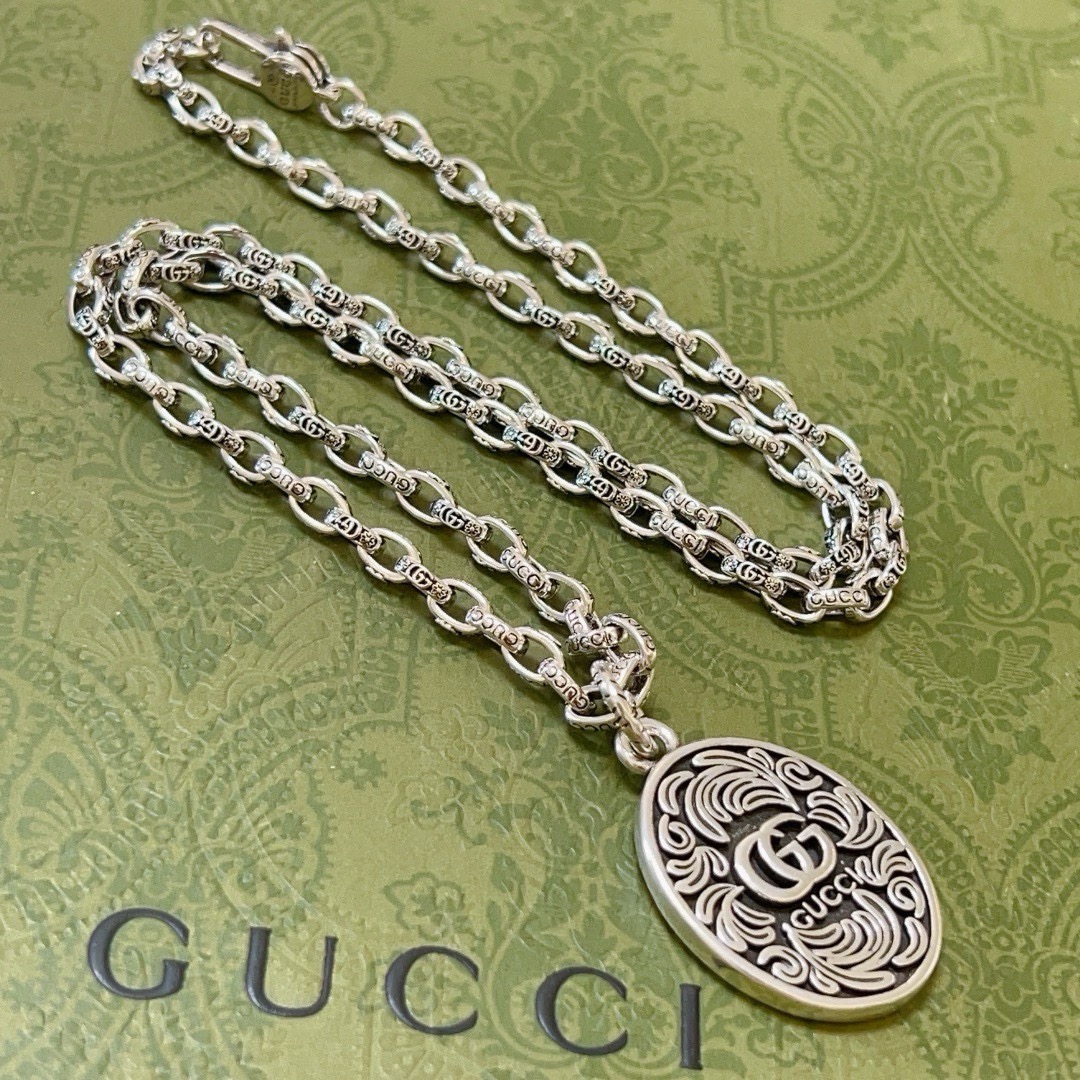 Gucci luxury necklace