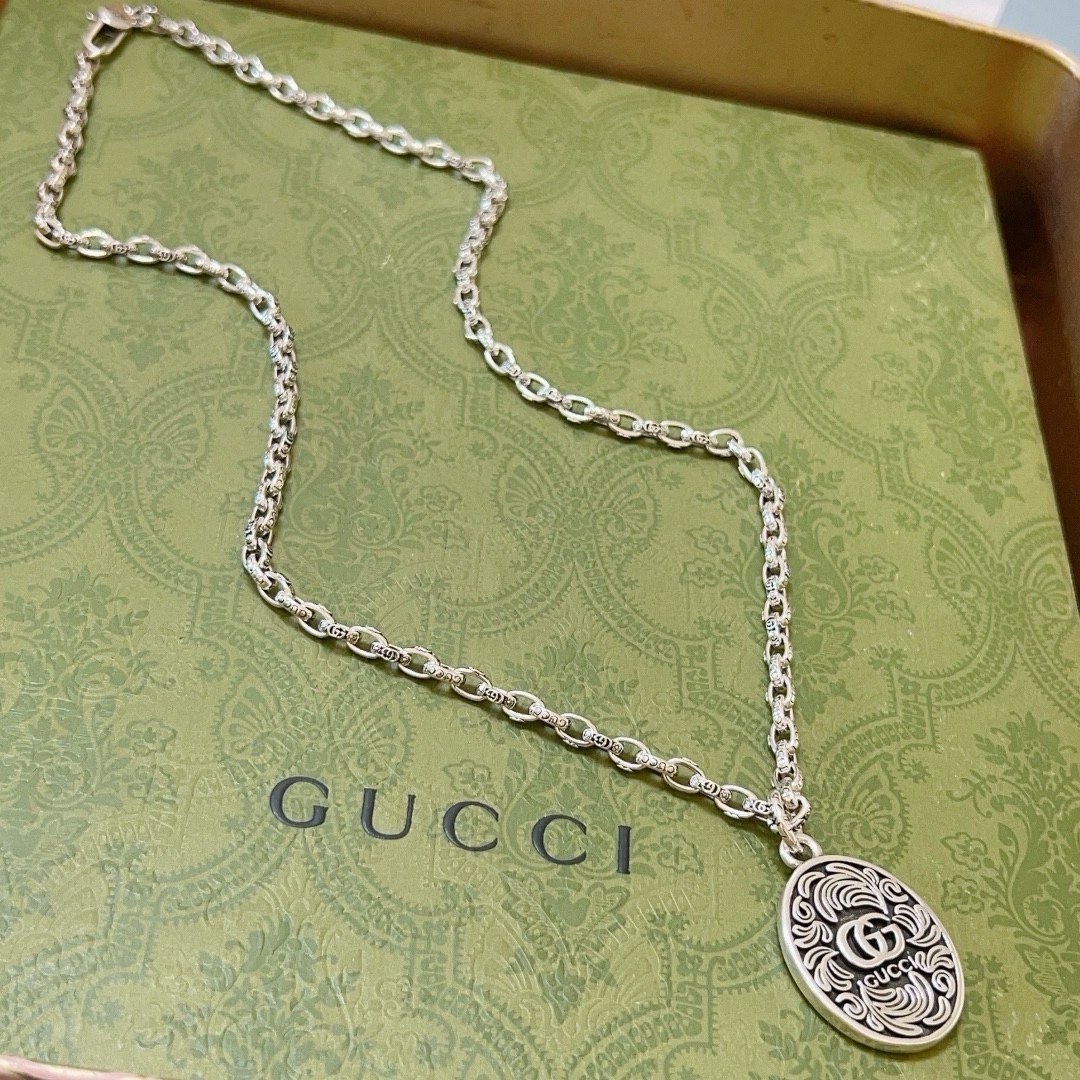 Gucci luxury necklace 8