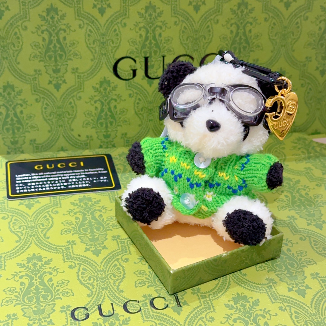 2025款古驰爆款来袭 新品发布 👒Gucci古驰钥匙扣古驰包包扣 最新款包包挂饰档次更高Anger 7