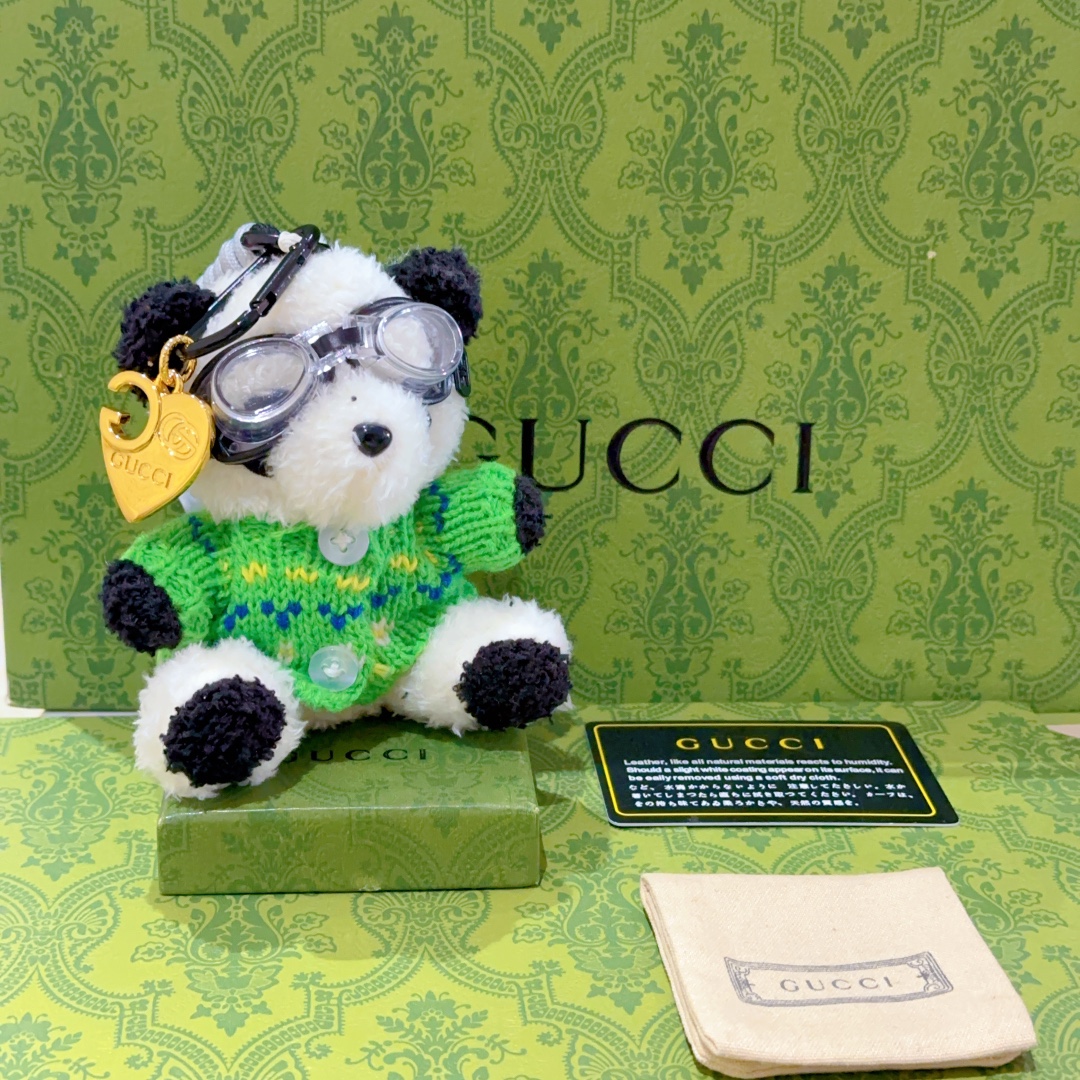 2025款古驰爆款来袭 新品发布 👒Gucci古驰钥匙扣古驰包包扣 最新款包包挂饰档次更高Anger 4