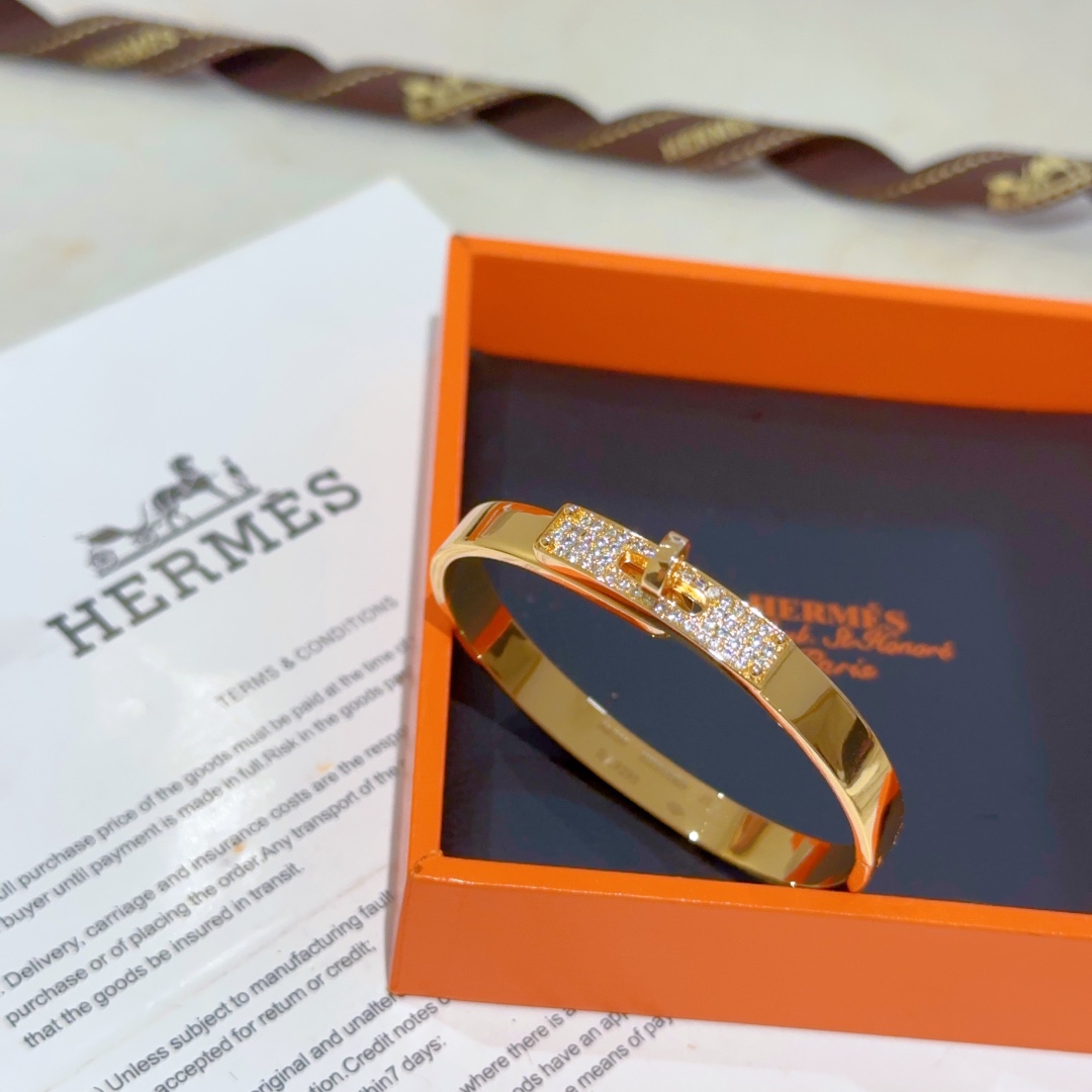 Hermès item 8