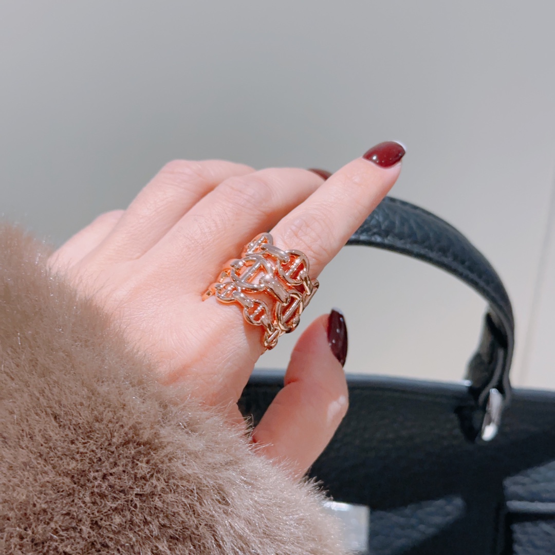 Hermès luxury ring 3