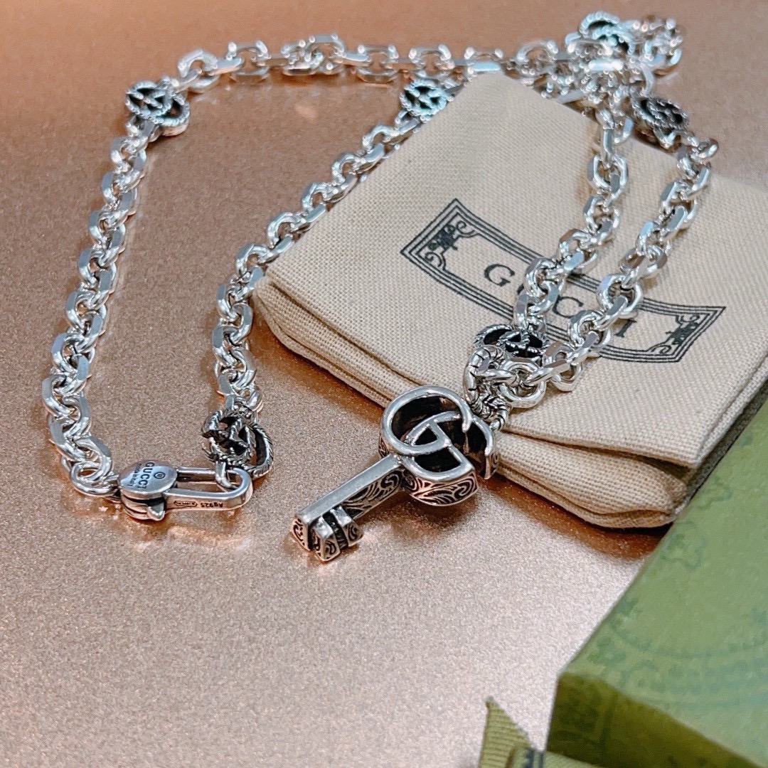 Gucci luxury necklace 7
