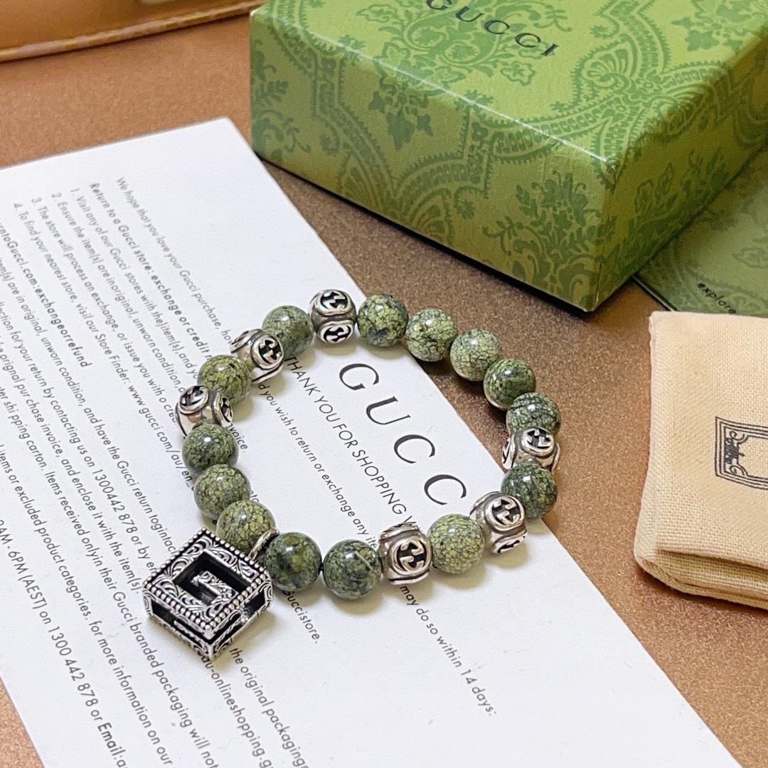 Gucci luxury bracelet 2