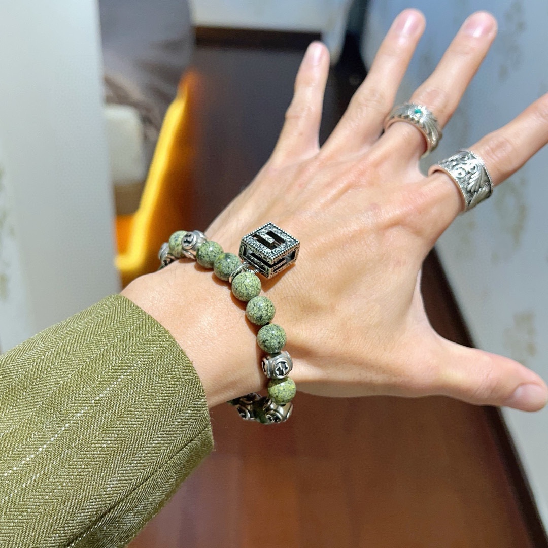 Gucci luxury bracelet 6