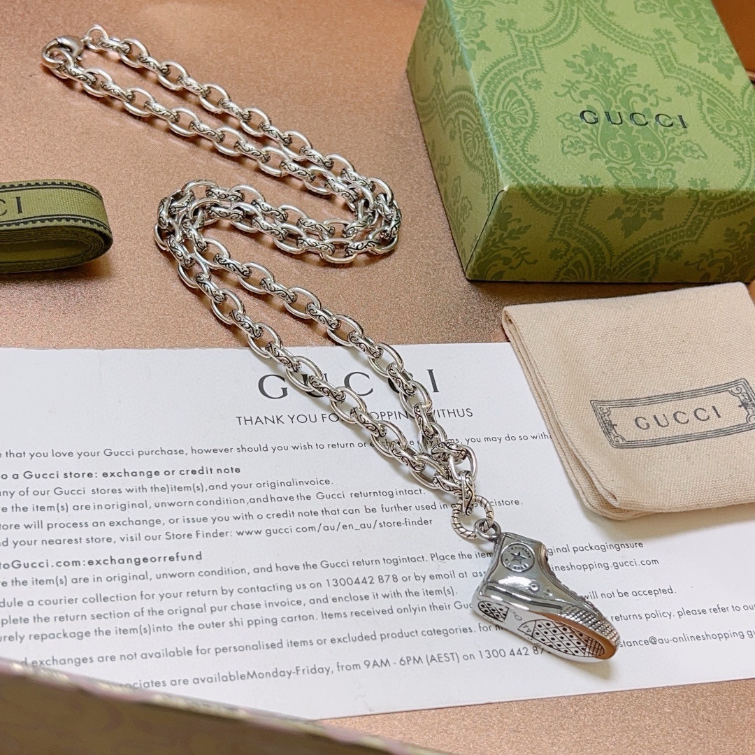 Gucci luxury necklace 4