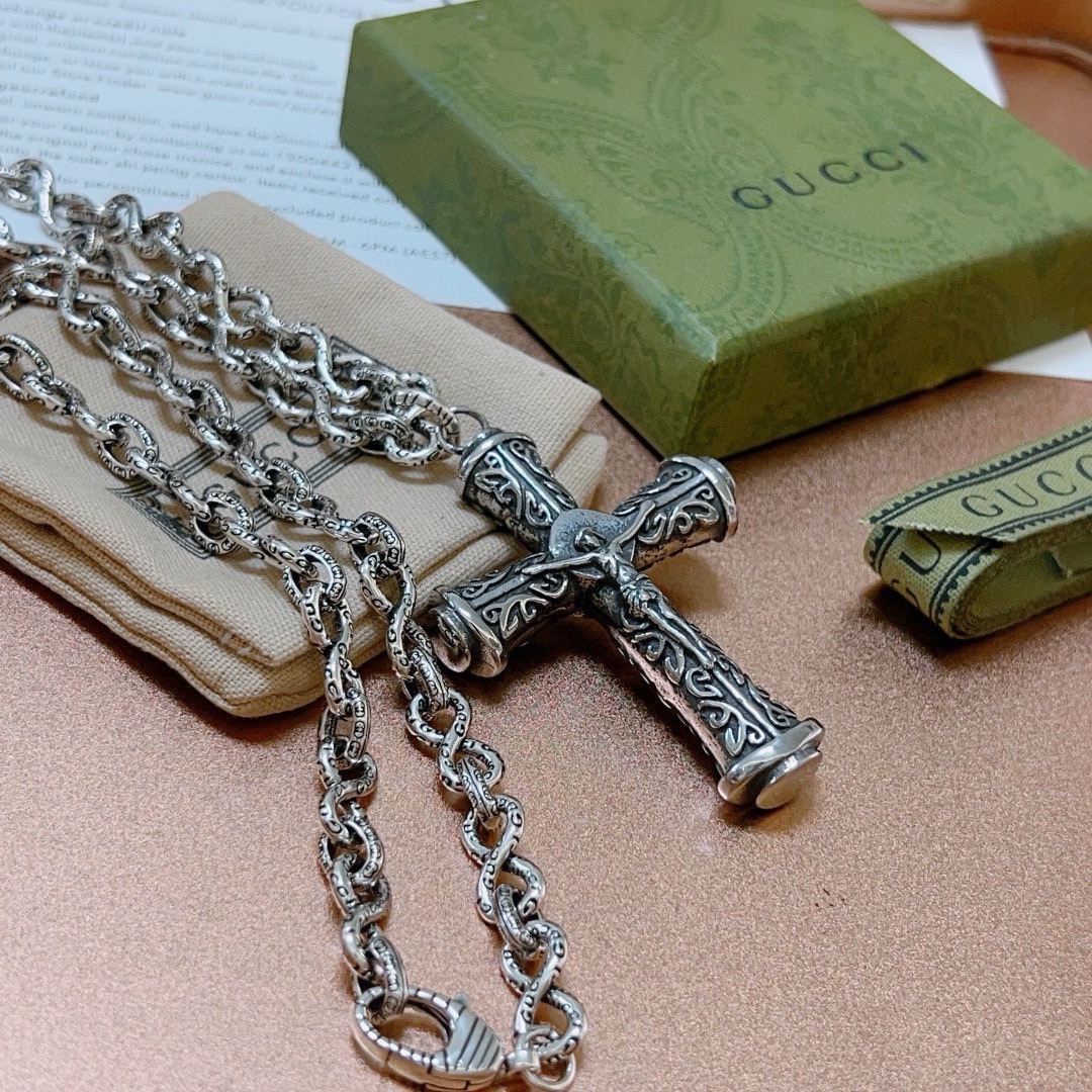 Gucci luxury necklace 5