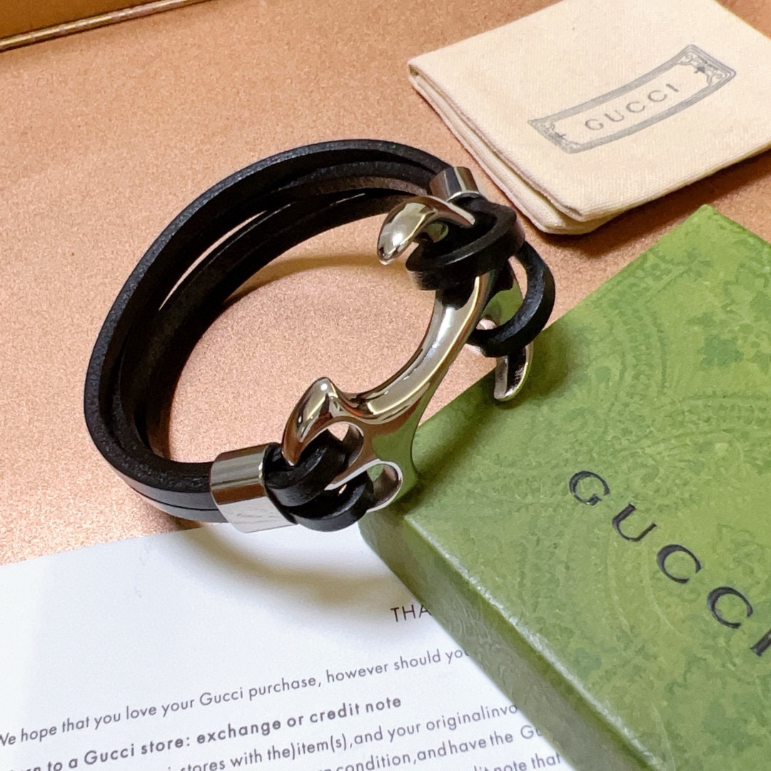 Gucci luxury bracelet 7