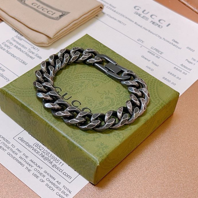 Gucci luxury bracelet 3