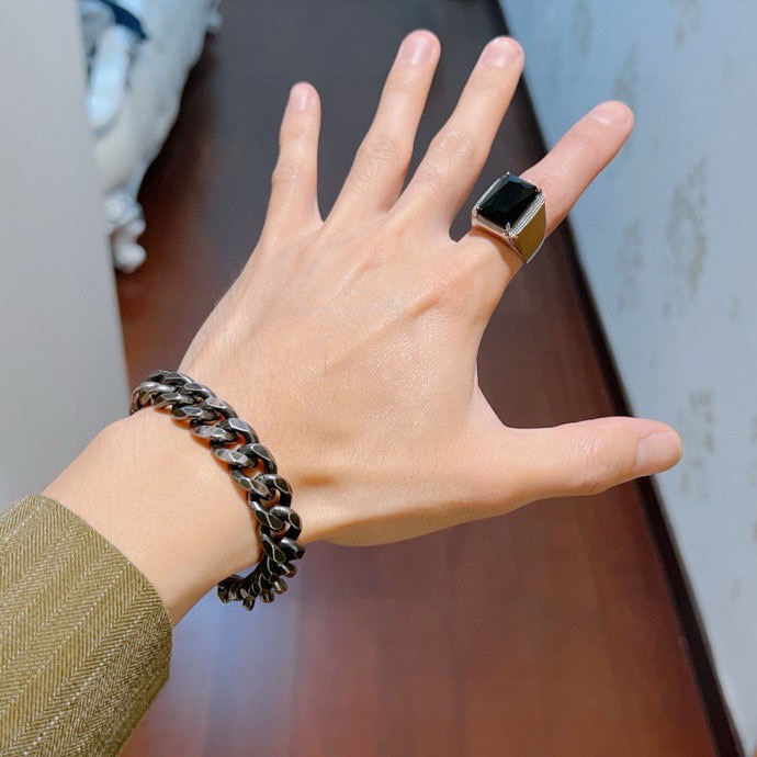 Gucci luxury bracelet 4