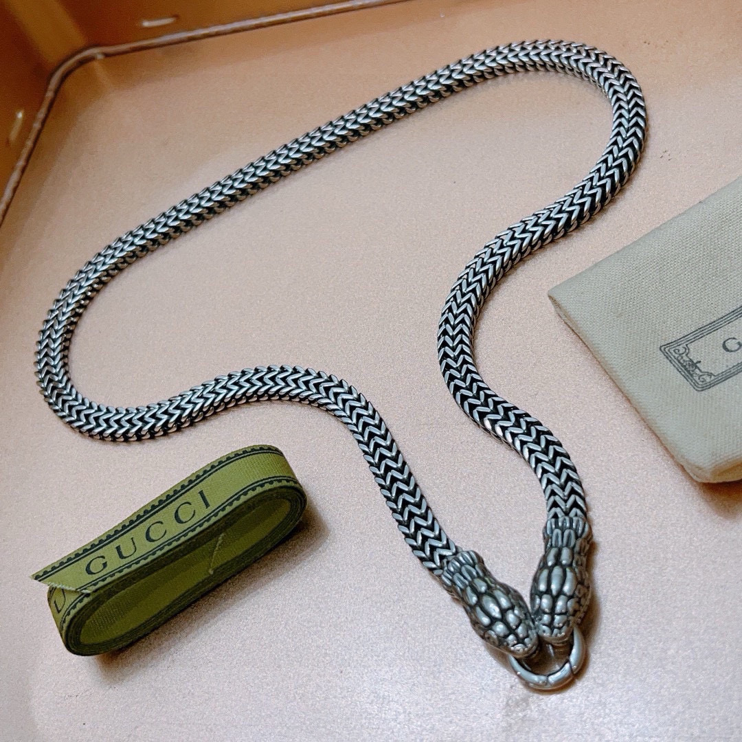 Gucci luxury necklace 4