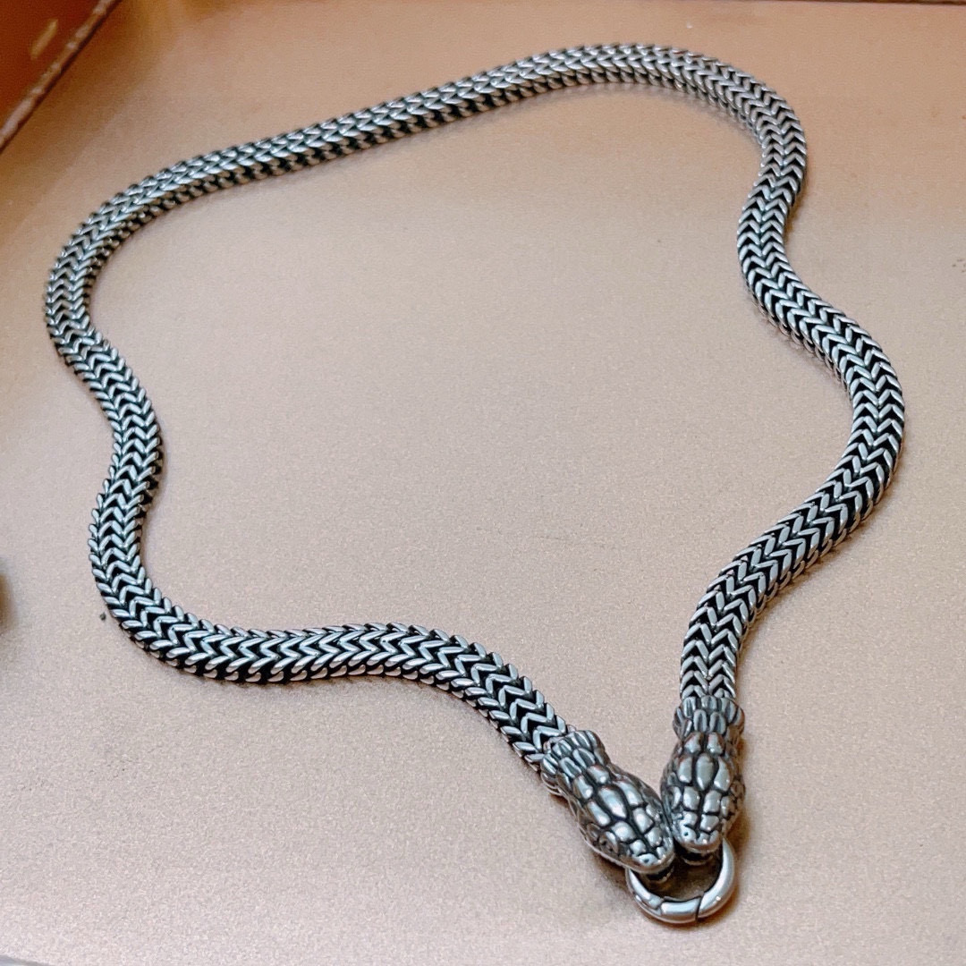 Gucci luxury necklace 8