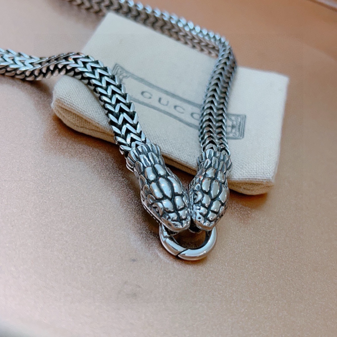 Gucci luxury necklace 7