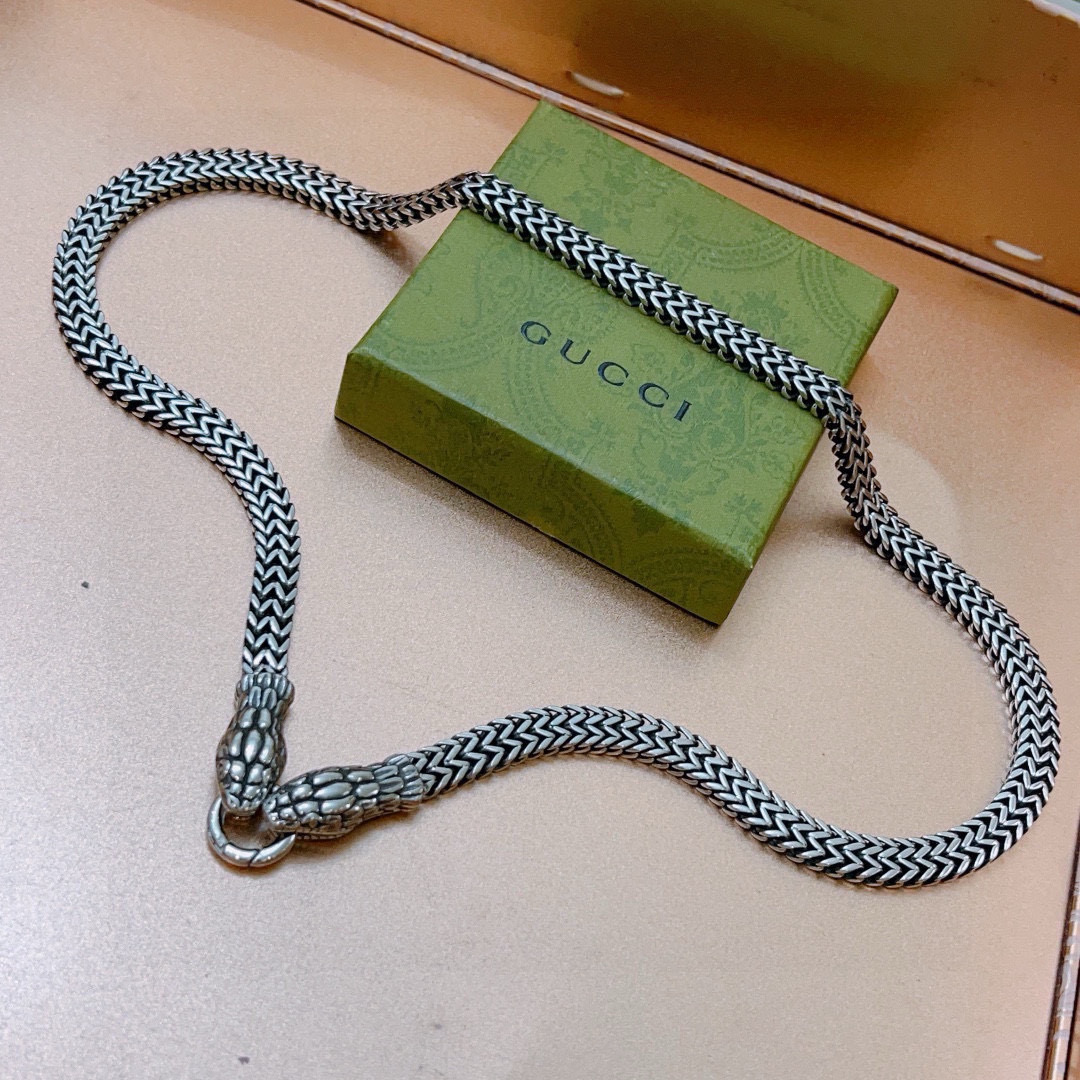 Gucci luxury necklace 2