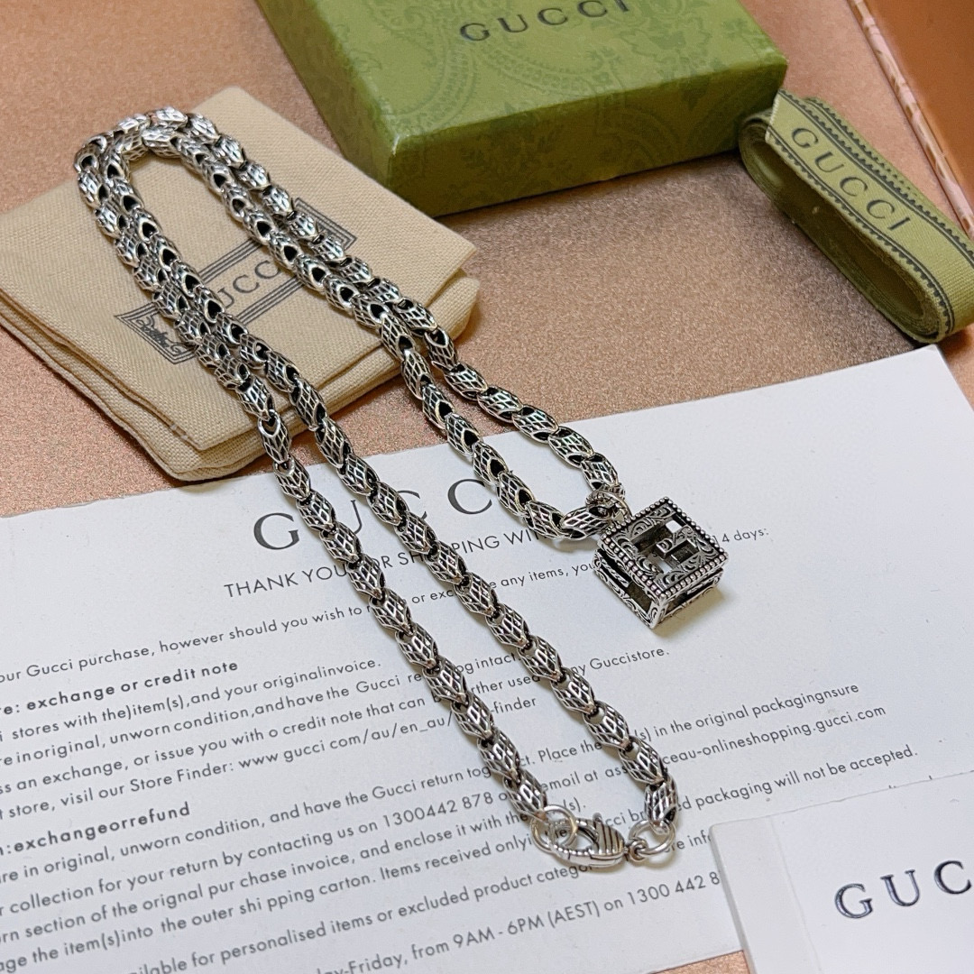 Gucci luxury necklace 8