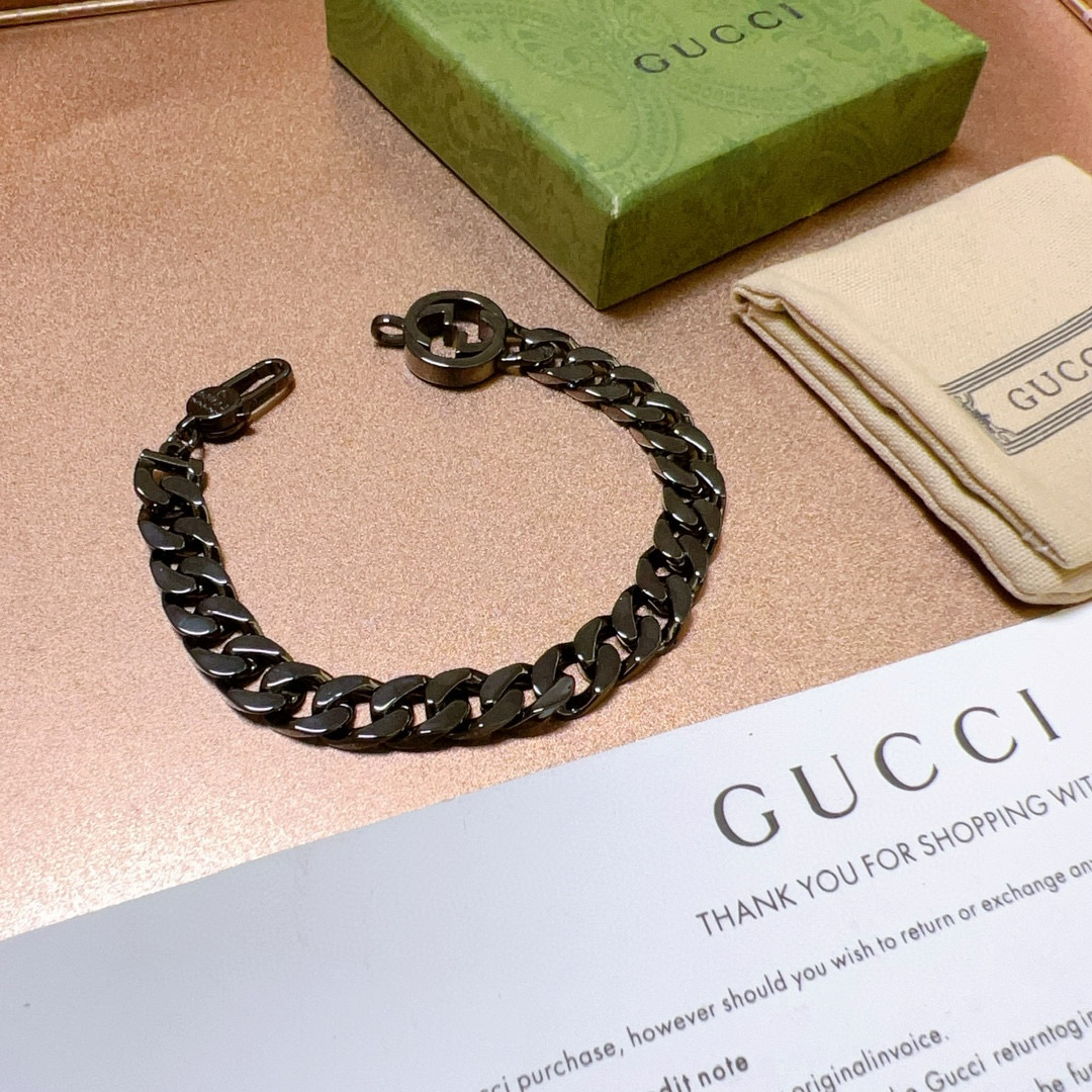 Gucci luxury designer product 8