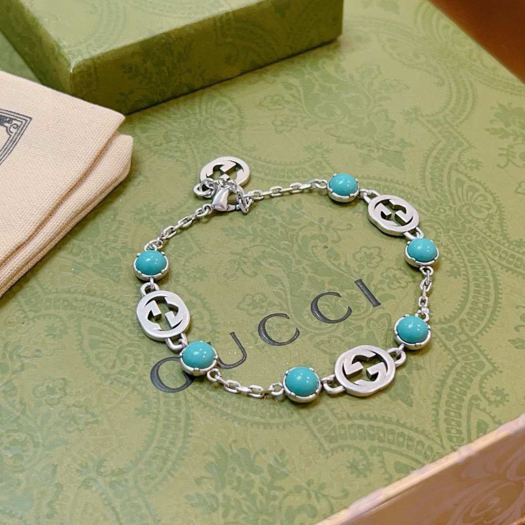 Gucci luxury bracelet 2