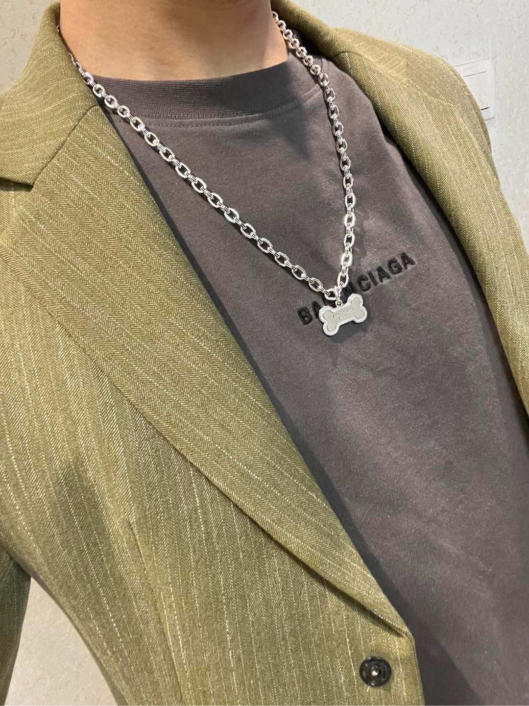 Balenciaga luxury necklace 7