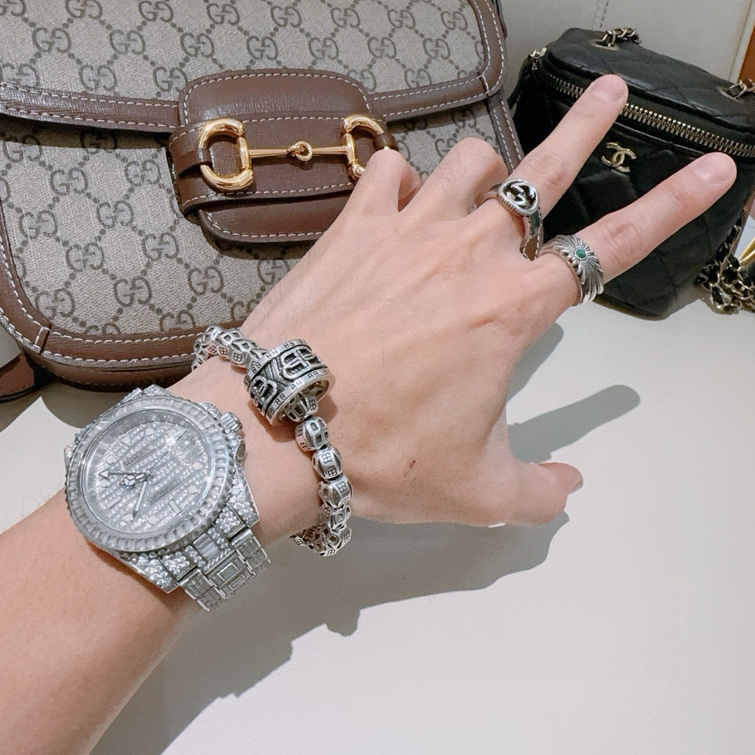 Balenciaga luxury bracelet 6