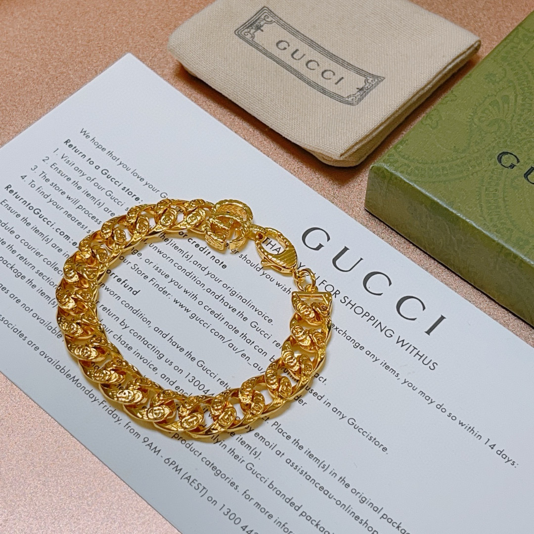 Gucci luxury bracelet 7