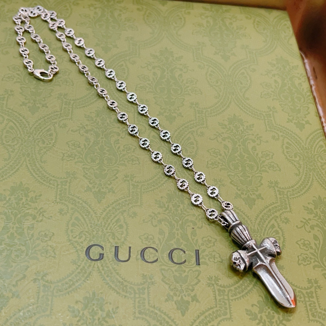 Gucci luxury necklace 2