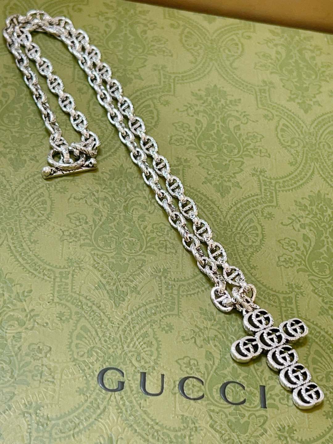 Gucci古驰项链最新款链条档次更高Anger Forest系列双G古驰十字架项链 7